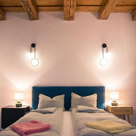 Seek And Hide - Csilla'S Tiny Hideaway Braşov Exterior foto