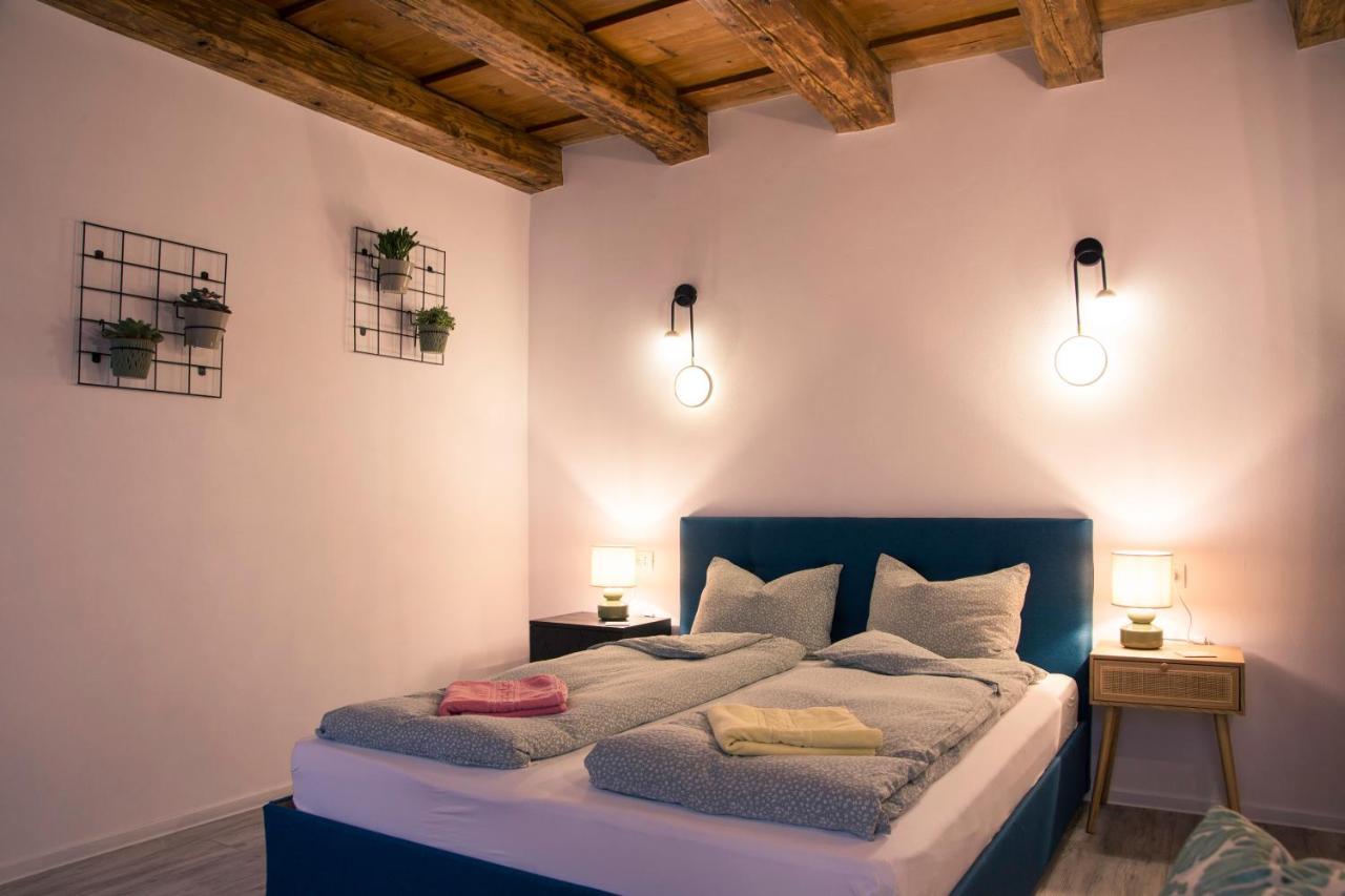 Seek And Hide - Csilla'S Tiny Hideaway Braşov Exterior foto